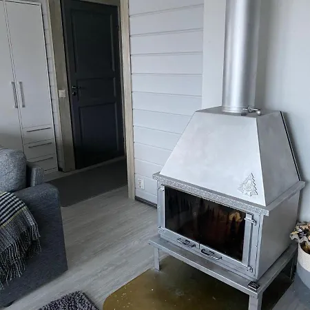 Paritalomoekki Lomariihi 4 *