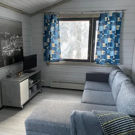 Paritalomoekki Lomariihi 4 Chalet