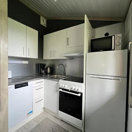 Paritalomoekki Lomariihi 4 * Muurame